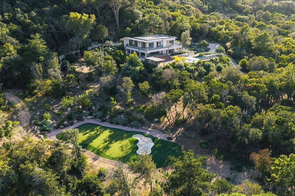 Villa Fioraventi in Portigliolo, Coti-Chiavari