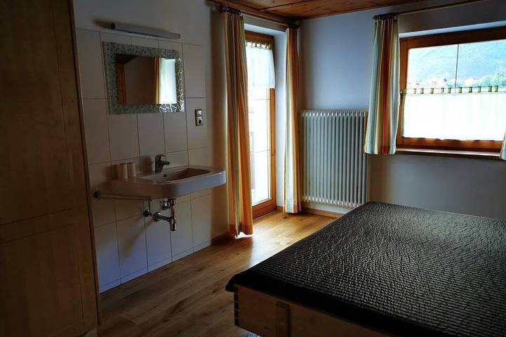 Ganze Wohnung, Appartement Villa Claudia - 3-Zimmer-Wohnung in Pertisau, Eben am Achensee