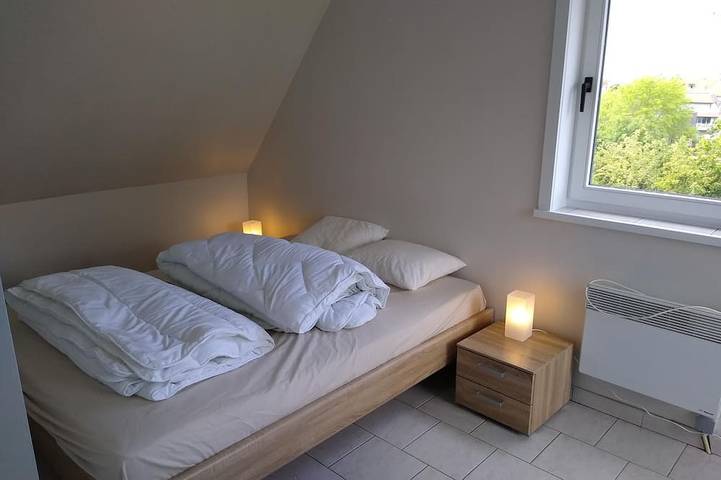Ferienhaus, 300mv Meer, ruhige / grüne Lage, 7 Pers + Baby, Wifi + DigiTV, 3slaapks in Ostdünkirchen-Bad, Koksijde