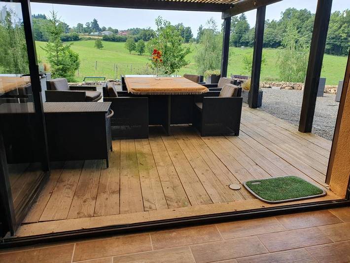 Location de vacances pour 4 personnes, avec piscine ainsi que jacuzzi et jardin à Lubersac - 3