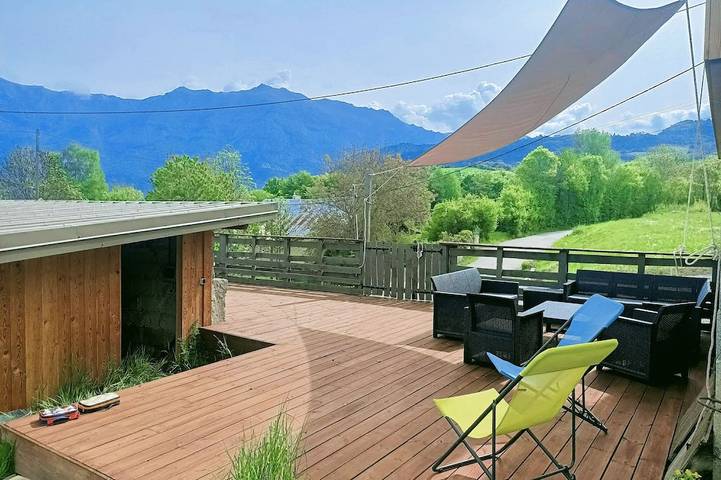 Gîte pour 10 personnes, avec Jardin à Saint-Vincent-les-Forts