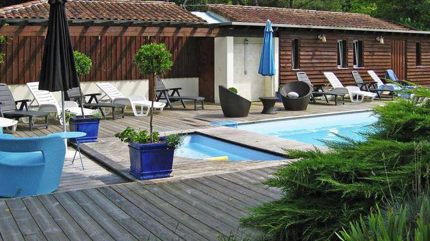 Location de vacances pour 8 personnes, avec piscine et jardin à Saint-Vincent-de-Paul - 3