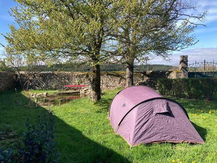 Location de vacances pour 2 personnes, avec terrasse ainsi que jardin et vue, animaux acceptés à Saint-Pal-de-Mons - 2