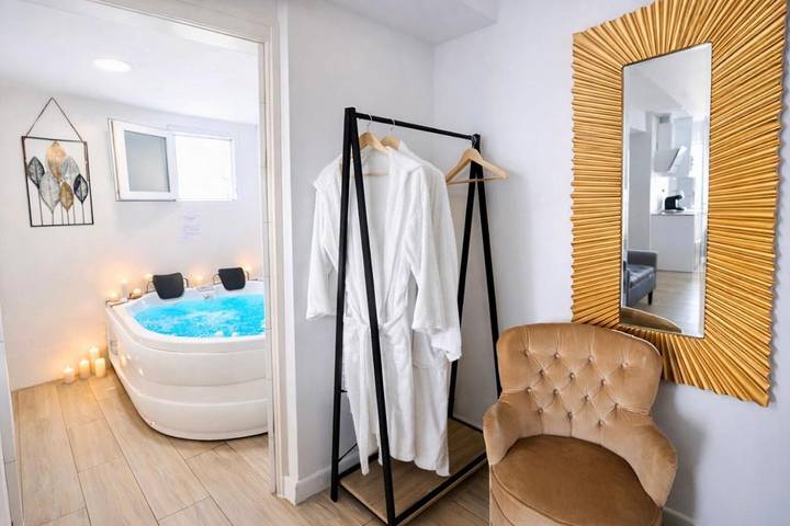Gîte pour 3 personnes, avec Jacuzzi ainsi que Terrasse et Piscine à Mérida - 2