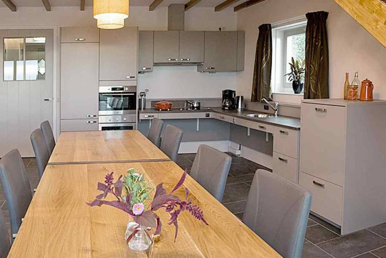 Luxury group accommodation for 16 persons on the property of a farm near Gouda. in South Holland