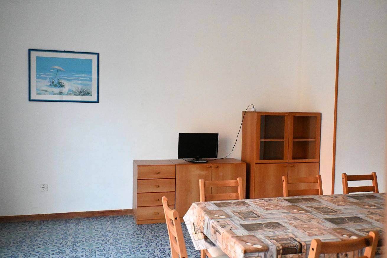 Entire apartment, M161 - Marcelli, large four-room apartment a stone's throw from the sea  in Marcelli, Riviera del Conero