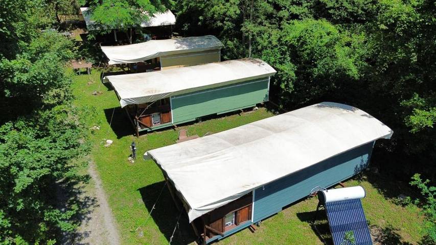 Camping für 6 Personen, mit Garten und Pool sowie Terrasse, mit Haustier in Ligurien