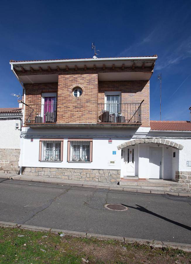 Location de vacances pour 11 personnes, avec vue et terrasse à Las Navas del Marqués - 3