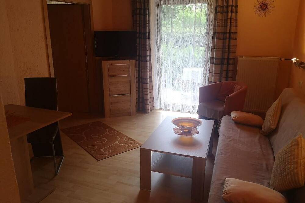 Ganze Wohnung, Ferienwohnung Teichblick (50m2) mit Balkon in Sankt Oswald-Riedlhütte, Šumava Mountains