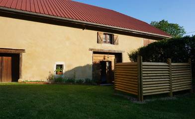 Studio pour 2 personnes, avec jardin dans le Jura