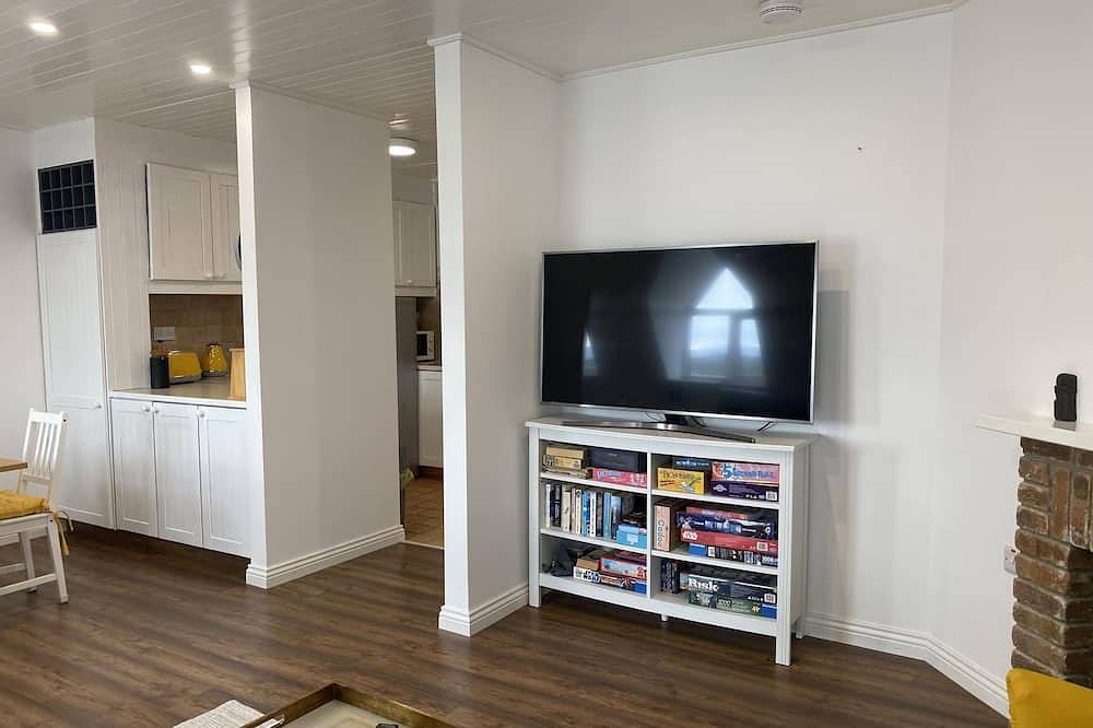 Apartment 454 - Roundstone - sleeps 5 guests  in 2 bedrooms in Roundstone, Connemara