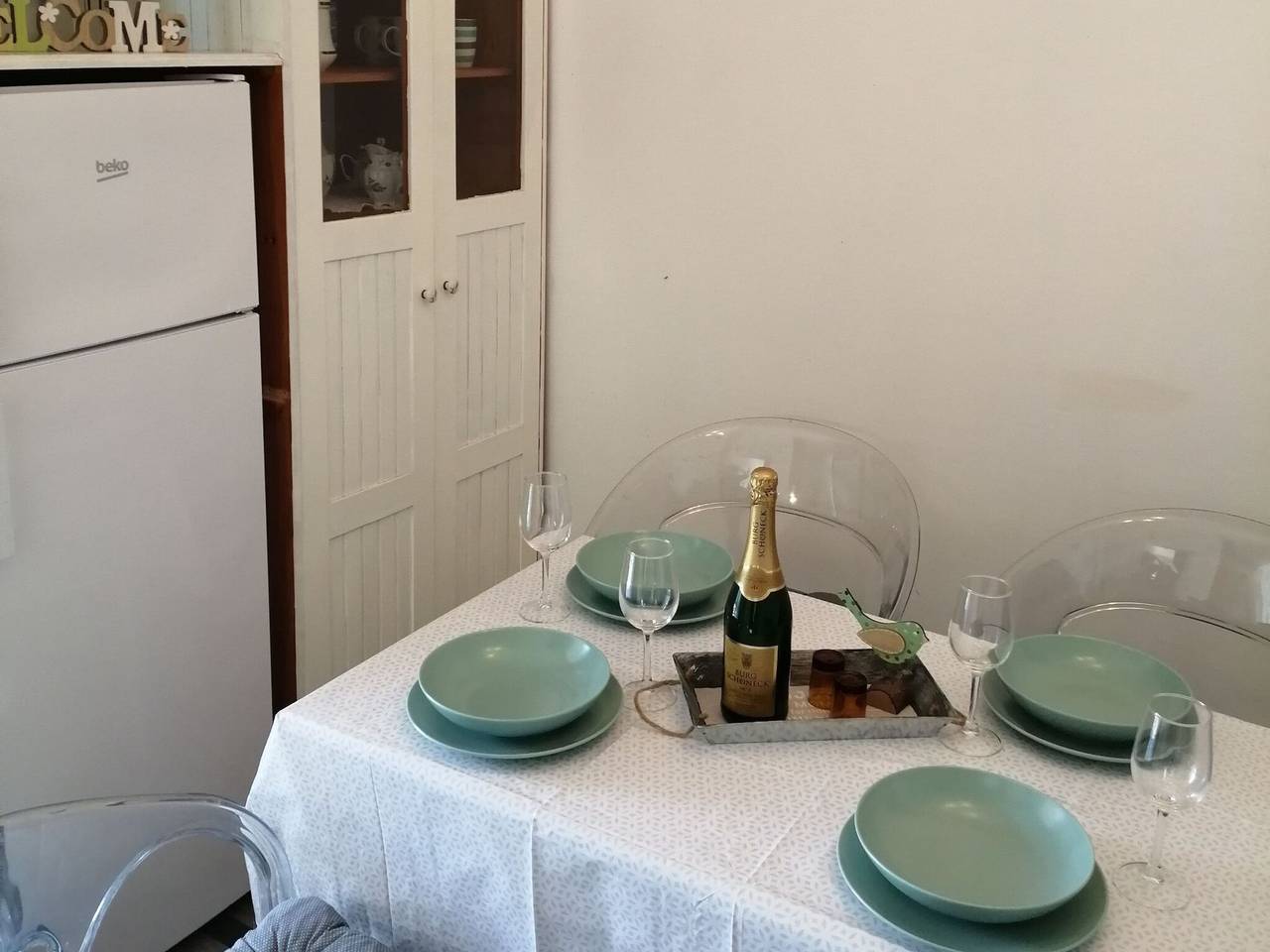 Ganze Wohnung, One Bedroom Apartment with Terrace in Jablanac, Naturpark Velebit