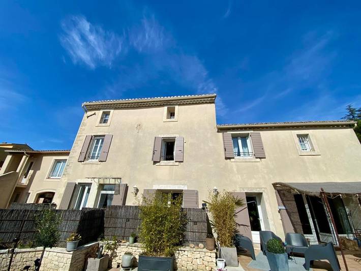 Location de vacances pour 2 personnes, avec piscine et jardin à Saint-Saturnin-lès-Avignon - 2