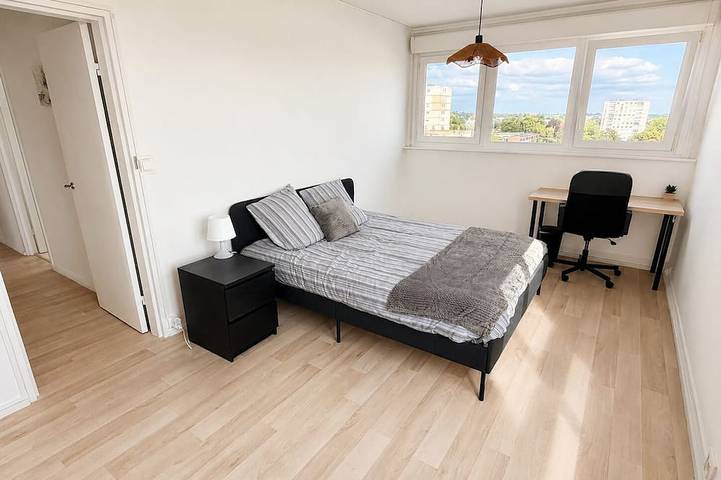 Gîte pour 8 personnes, avec Balcon à Mont-Saint-Aignan - 2