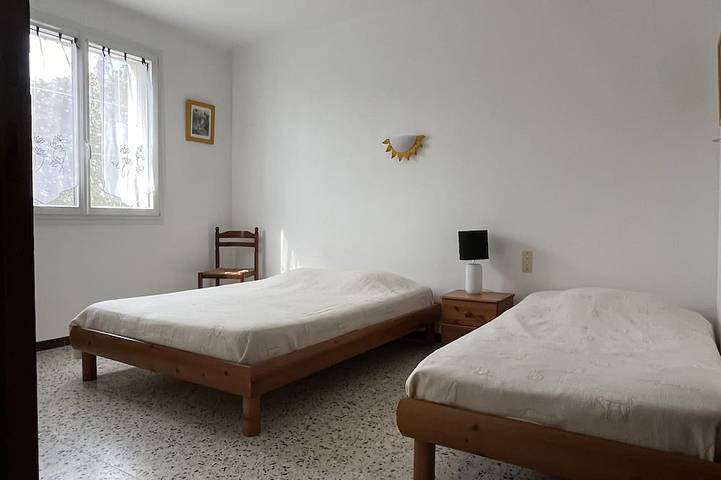 Location de vacances pour 7 personnes, avec terrasse et jardin à Taillades - 3