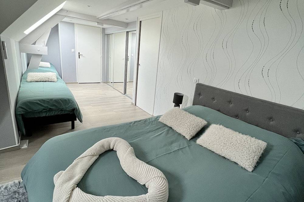 Appartement entier, Gite avec piscine au cœur des Flandres. in Lestrem, Région de Béthune