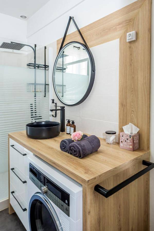 Appartement entier, Suites Mana - Le Manaloft, Chic et moderne avec salle privée de Fitness en plein centre-ville de Rethel in Rethel, Ardennes
