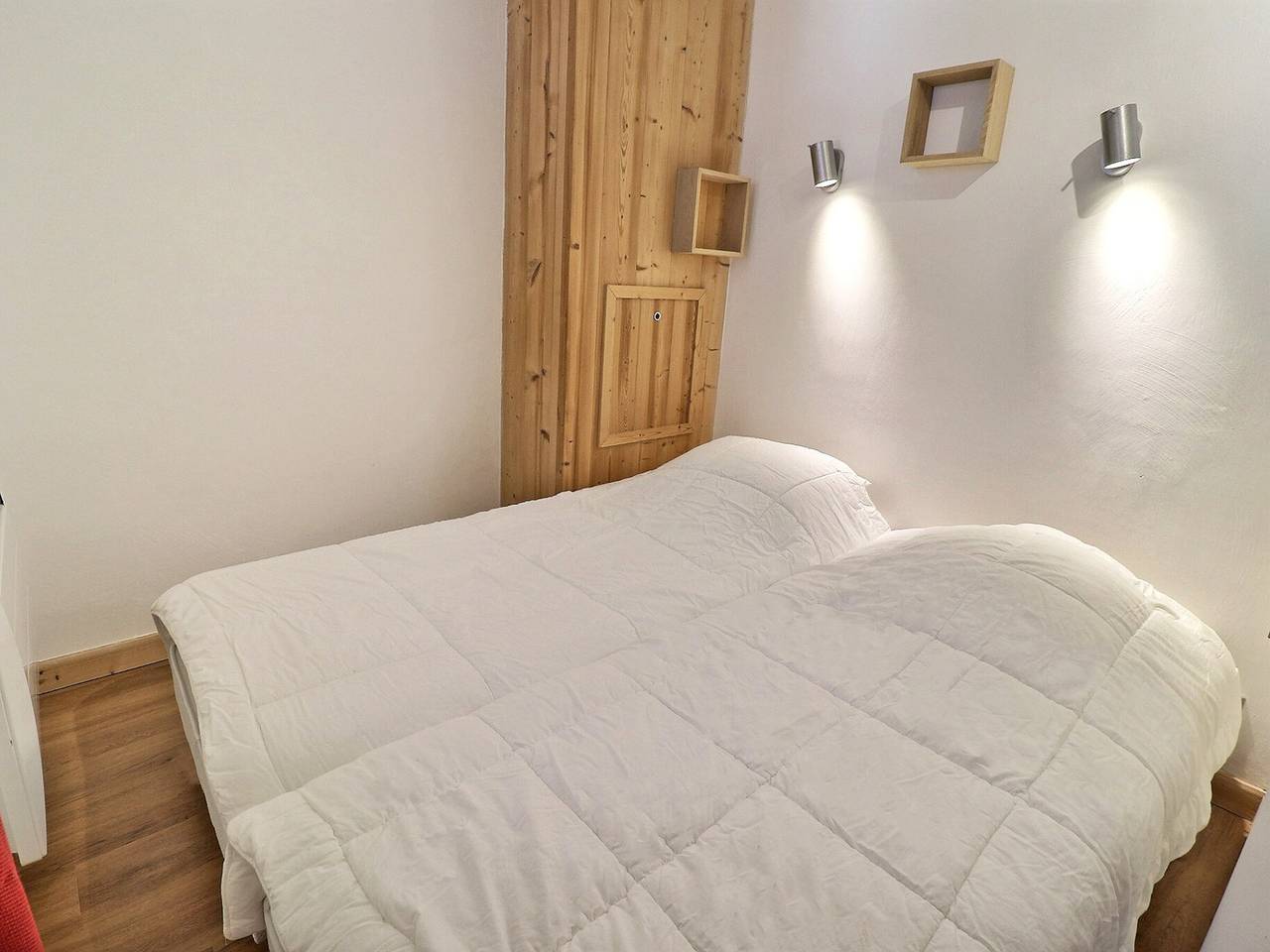 Ganze Wohnung, Komfortable 2 Zimmer, Ski-in/Ski-out, 4 Pers, Westbalkon in La Tania, La Perrière