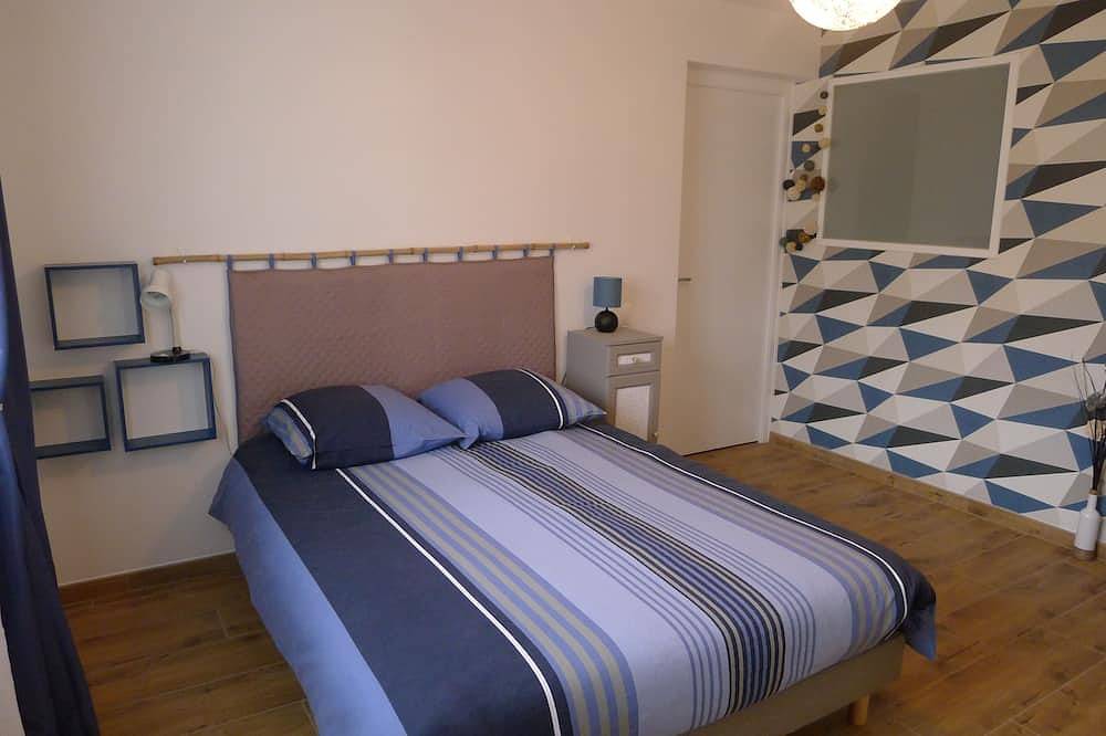 Appartement entier, Gîte de La Poivrière - Location Meublée Dans les Monts Jura in Chézery-Forens, Parc naturel régional du Haut-Jura