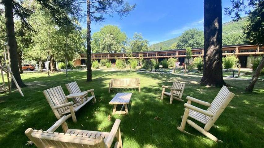 Gîte pour 5 personnes, avec jardin ainsi que piscine et sauna à Saint-Affrique - 2