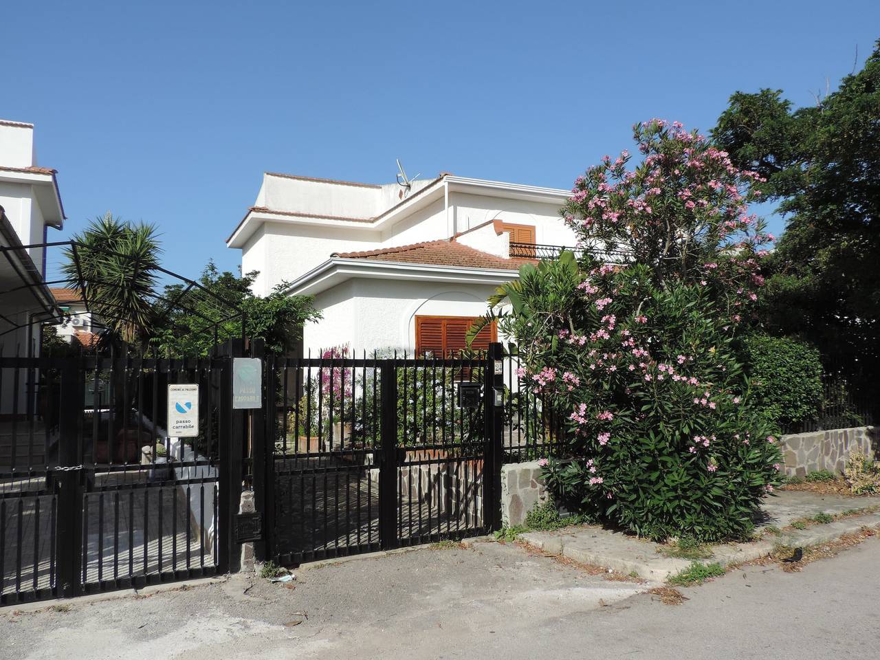 Villa Alex Relax y Mar in Palermo, Provincia de Palermo