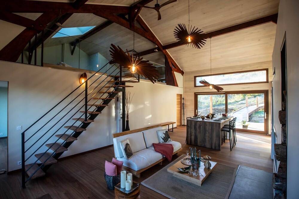 Luxury eco-lodge with Japanese bath just outside Toulouse in Vieille-Toulouse, Toulouse region