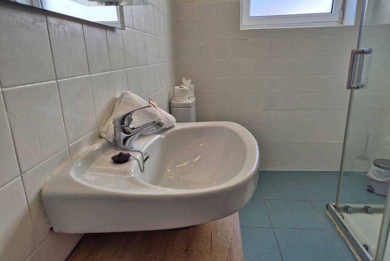 Geheel appartement, Cozy Wi-Fi Apt with Full Kitchen & Dishwasher in Oviedo, Cantabrisch Gebergte