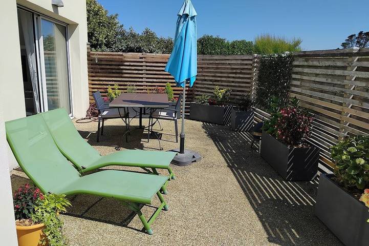 Location de vacances pour 2 personnes, avec terrasse à Plomodiern