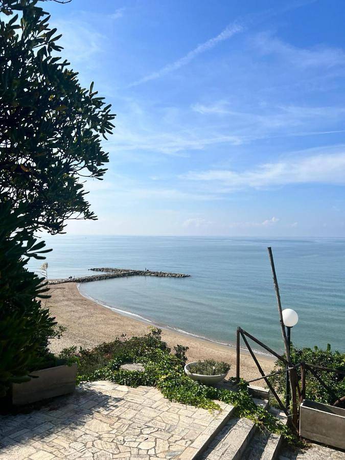 Five-Bedroom House in Anzio, Rom Provinz