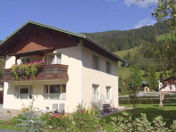 Chalet für 12 Personen, mit Ausblick und Garten, kinderfreundlich in Kleinarl