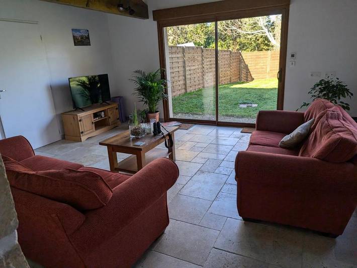 Location de vacances pour 4 personnes à Nanteuil-en-Vallée - 2