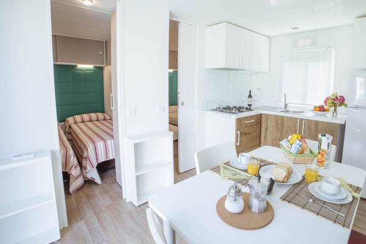 Ferienpark Wien Mobilehome 4F M3 für 4 Personen in San Benedetto (Peschiera del Garda), Peschiera del Garda