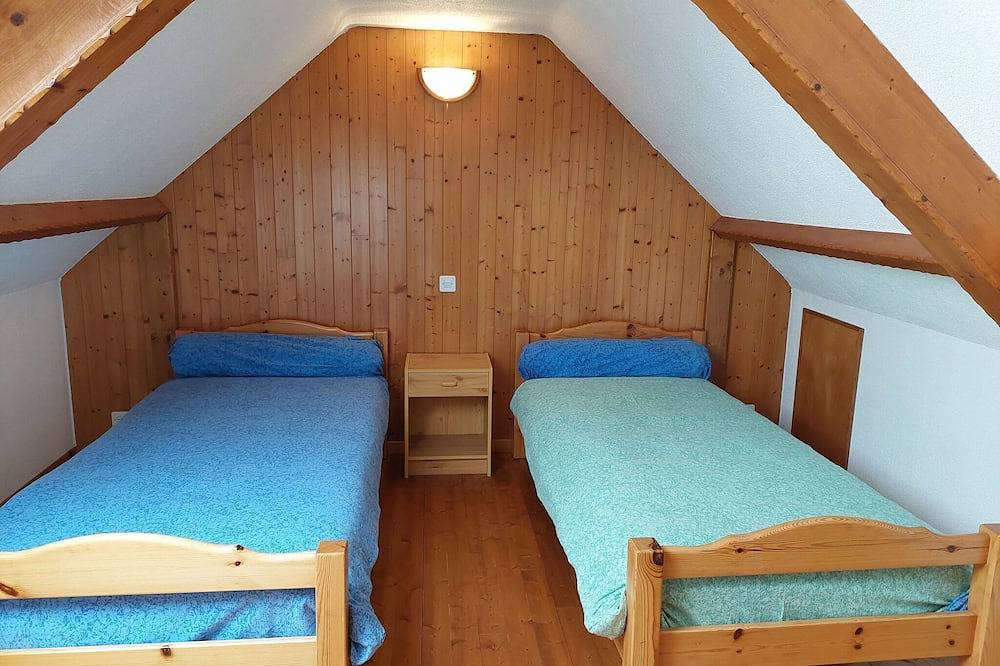 Stone House in Brittany near Sandy Beaches in Landéda, Brest region