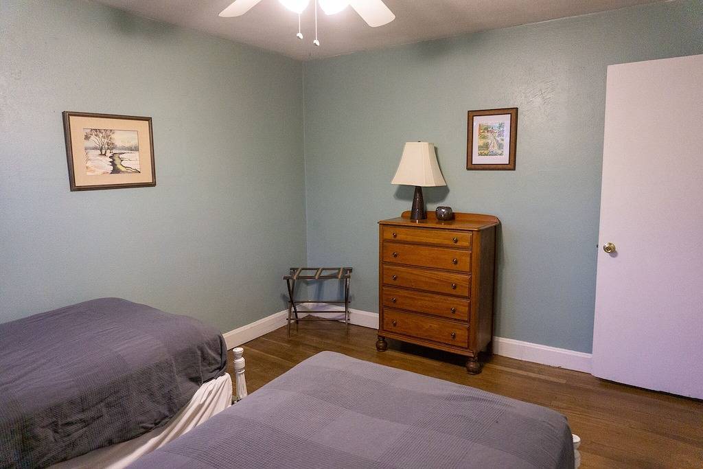 Gemütliches Cottage nur wenige Schritte von der Innenstadt von Brevard entfernt! in Brevard, Transylvania County