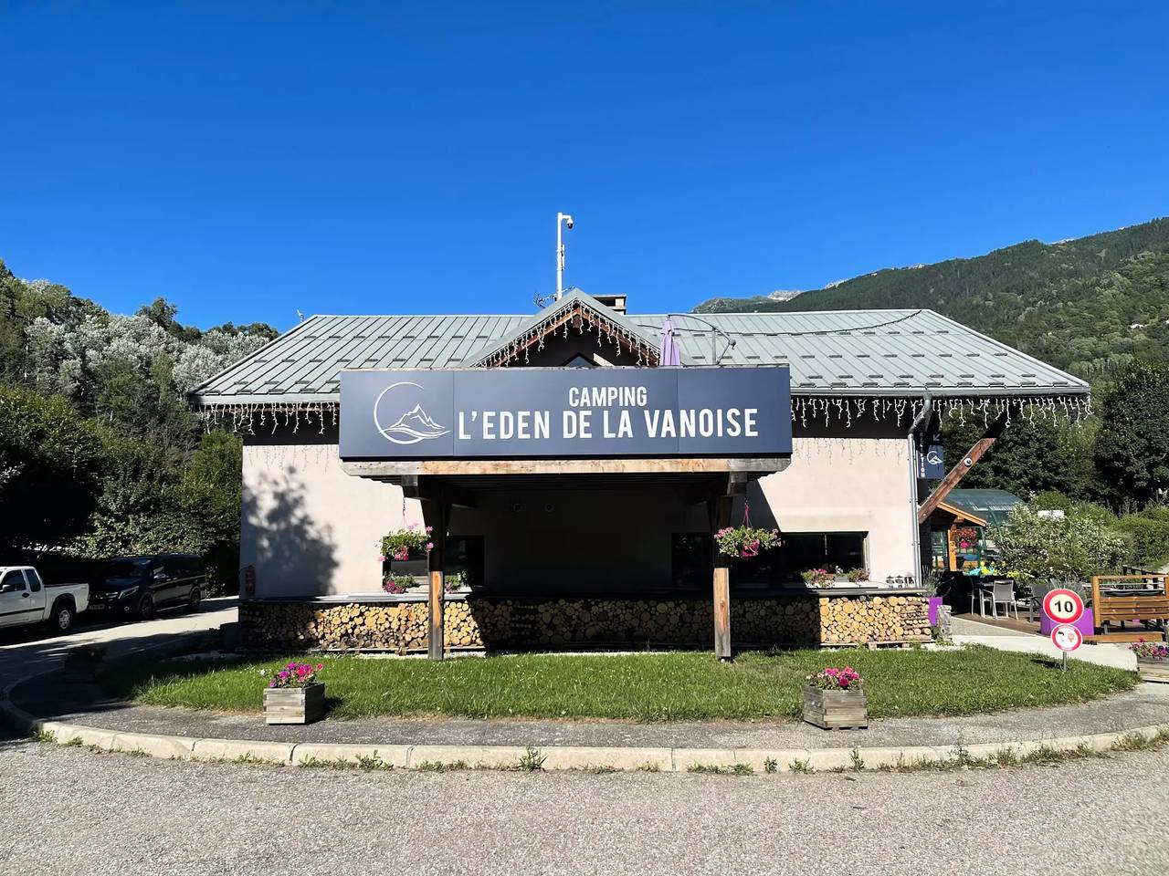 Bungalow premium 33m² (2 chambres, maximum 4 personnes) 4 personnes in Landry, Parc National de la Vanoise