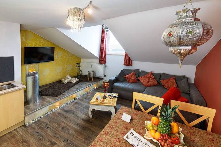 Ferienwohnung für 4 Personen, mit Sauna und Pool sowie Garten, mit Haustier