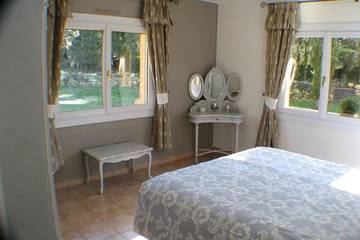 Villa pour 6 Personnes dans Roquefort-les-Pins, Région de Cannes, Photo 1