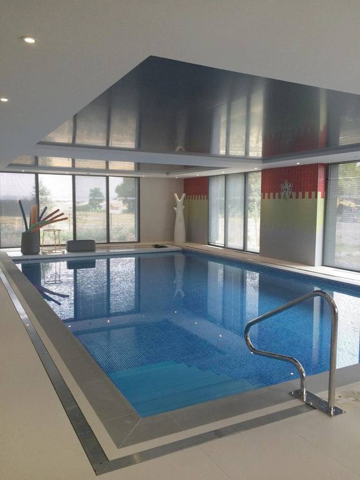 Aparthotel para 2 personas, con piscina y vistas además de jardín y sauna, Se admiten mascotas - 1