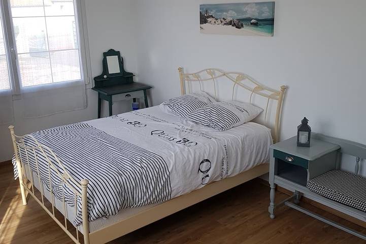 Location de vacances pour 6 personnes, avec jardin et terrasse à Brem-sur-Mer - 2