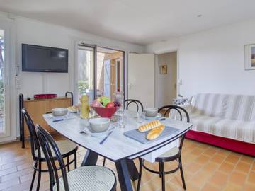 Appartement De Vacances pour 4 Personnes dans Saint-Cyr-sur-Mer, Région de Toulon, Photo 2