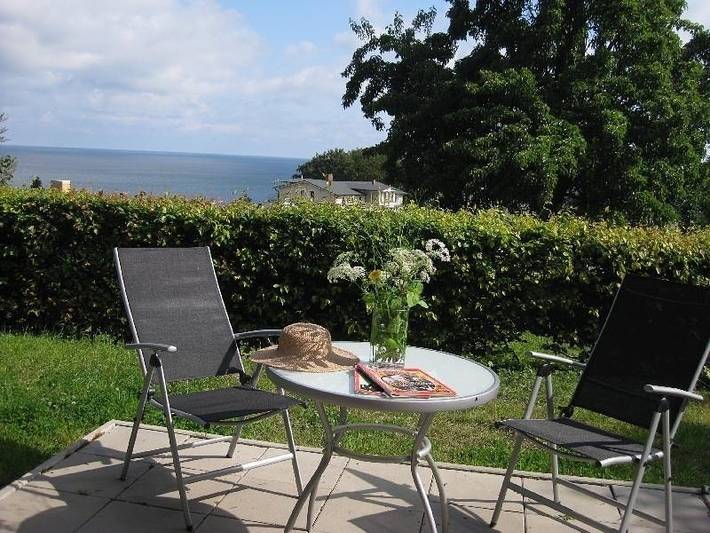 Ferienhaus für 4 Personen, mit Terrasse in Lohme - 2