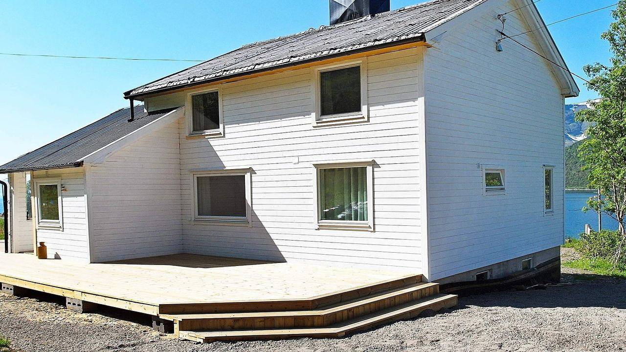 Ferienhaus für 8 Personen (120 m²) in Arnøyhamn in Skjervøy (municipio)