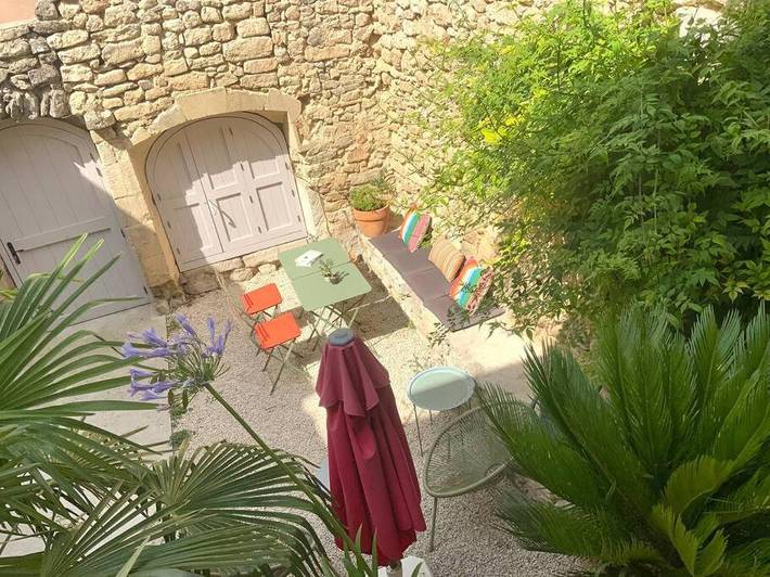 Location de vacances pour 4 personnes, avec jardin à Saint-Restitut