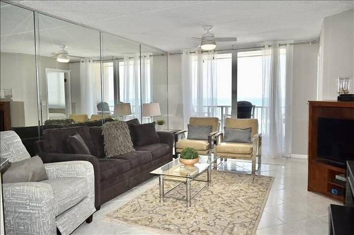 Vacation rental for 6 people, with balcony in Ponce Inlet