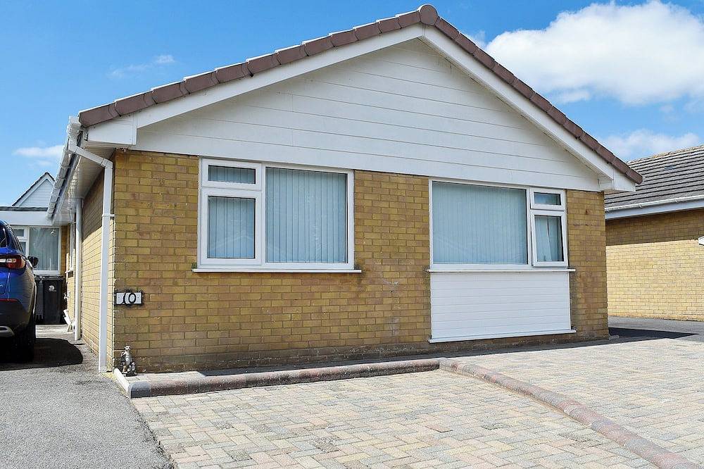 3 bedroom accommodation in Mudeford near Christchurch in Mudeford, Christchurch