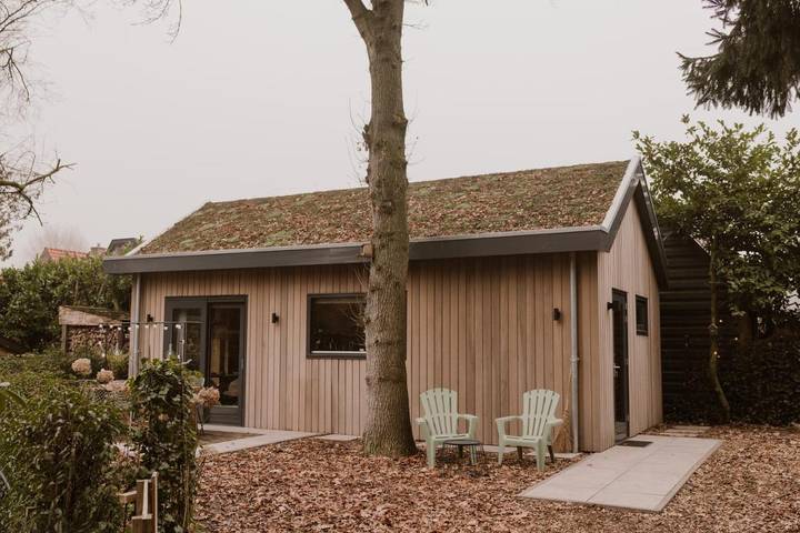 Location de vacances pour 2 personnes, avec terrasse et jardin à Heerenveen