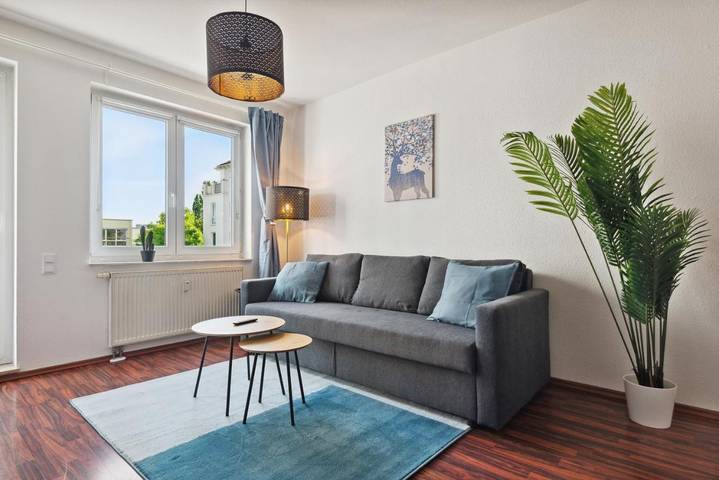 Ferienwohnung für 4 Personen, mit Balkon und Terrasse in Wiesbaden