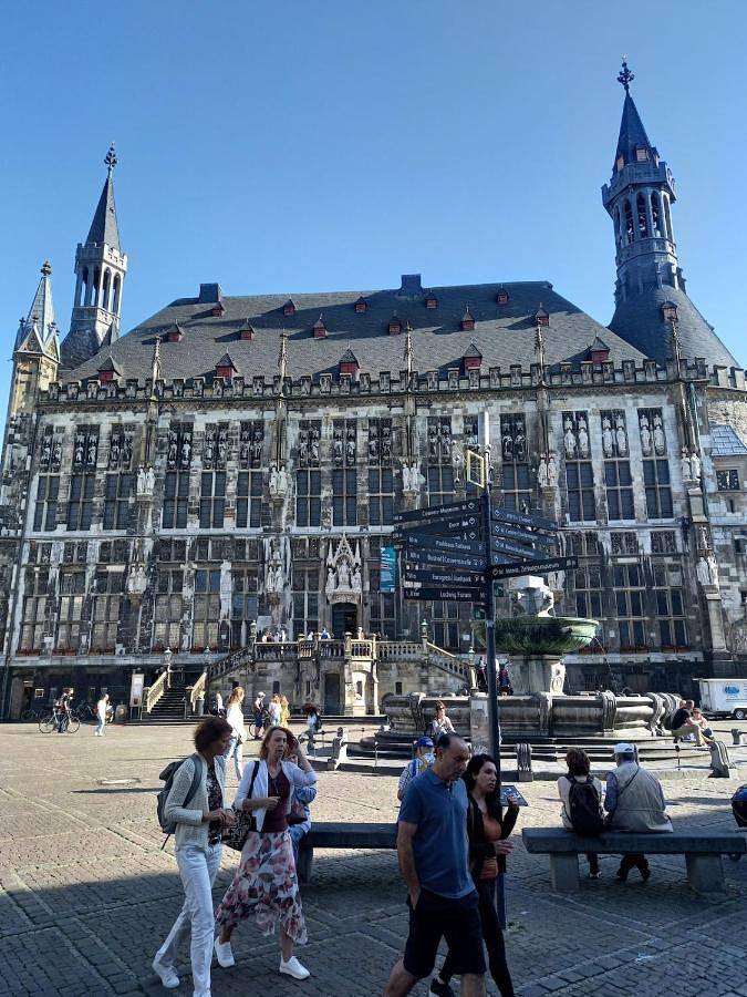 Gîte pour 6 personnes, avec vue et terrasse, animaux acceptés à La Calamine - 4