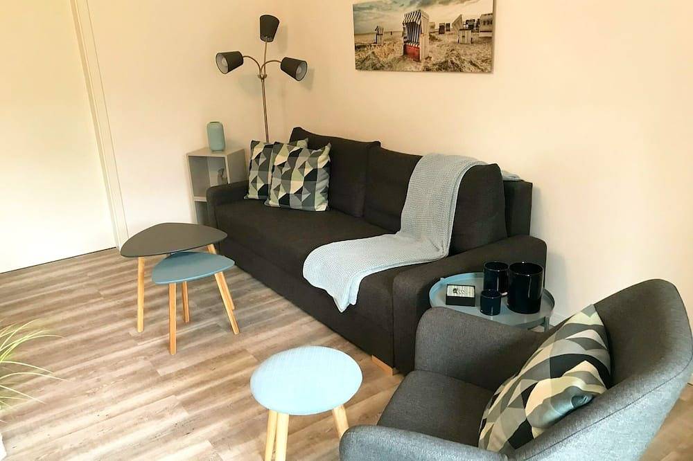 Ganze Wohnung, Stanma - Heimat am Meer / 150 m zum Meer / Terrasse / Strandkorb in Büsumer Deichhausen, Dithmarschen