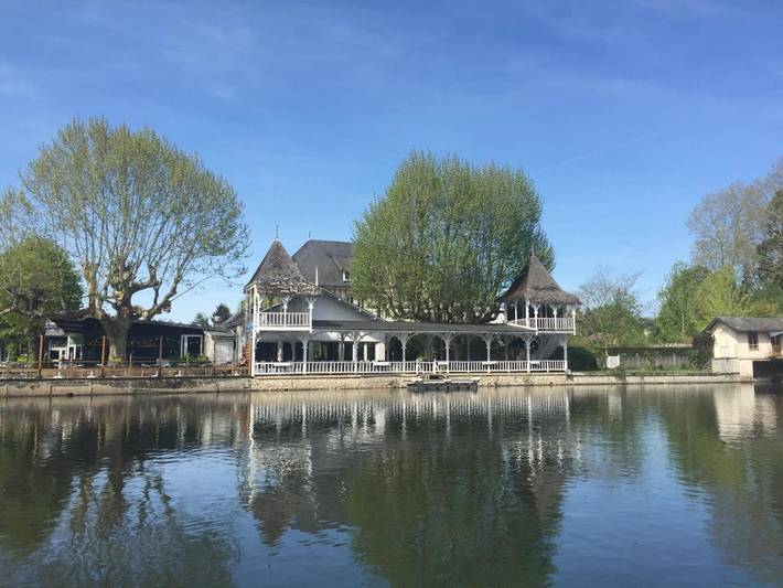 Hôtel pour 2 personnes, avec Terrasse ainsi que Jardin et Vue